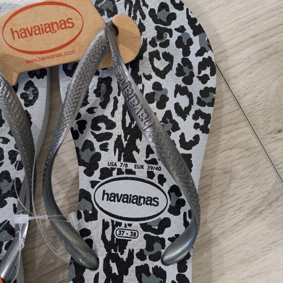 NWT Havaianas Grey Graphite Cheetah Print Flip Flops US 7 -8 Runs Small - Picture 4 of 7
